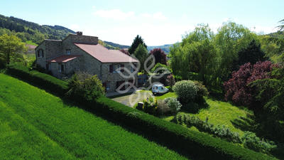 Villa - 196 m² - 5 pièces