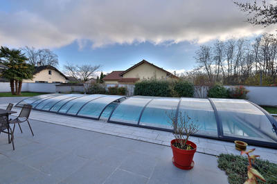 Maison - 283 m² - 6 pièces