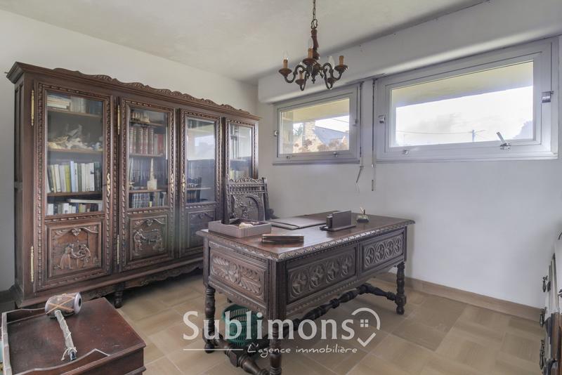 Maison - 220 m² - 9 pièces