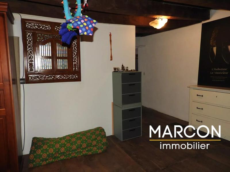 Maison - 97 m² - 5 pièces