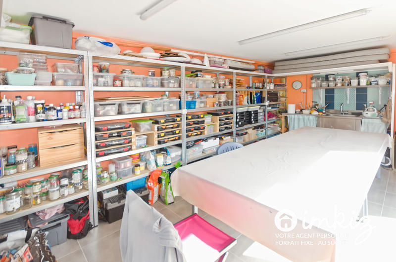 Maison - 203 m² - 7 pièces