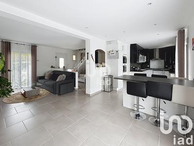 Maison - 105 m² - 6 pièces