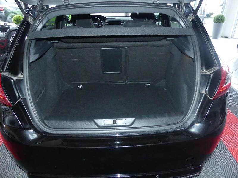 Peugeot 308 1.5 Bluehdi 130 s&amp;S Gt Line Eat8