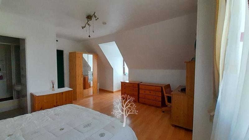 Maison - 151 m² - 5 pièces