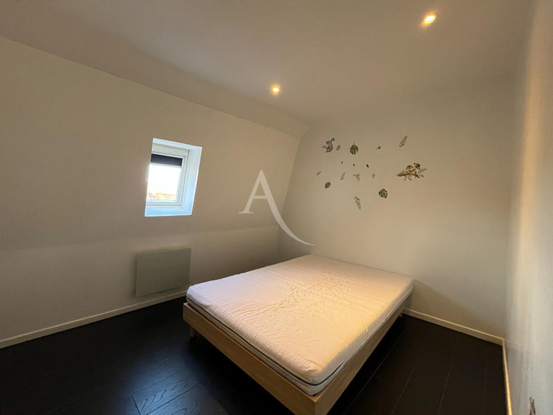 Maison - 96 m² - 4 pièces