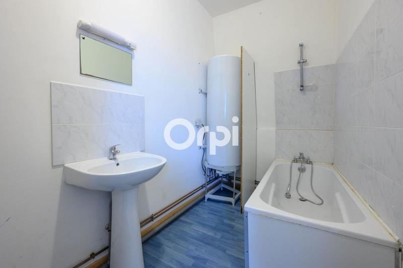 Immeuble - 104 m² - 6 pièces