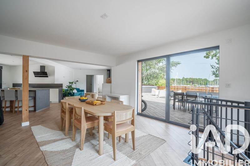 Maison - 142 m² - 5 pièces