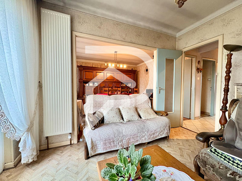 Maison - 89 m² - 5 pièces