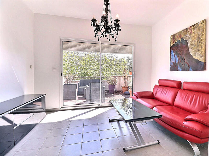 Maison - 200 m² - 8 pièces