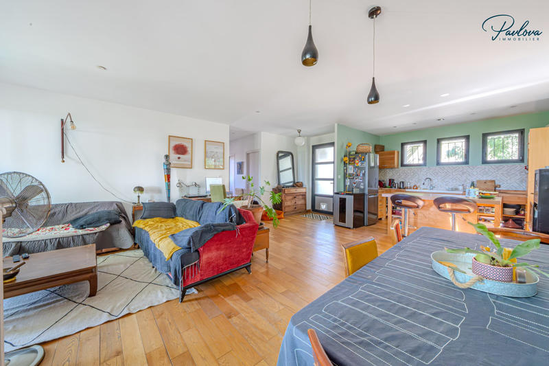 Villa - 220 m² - 7 pièces