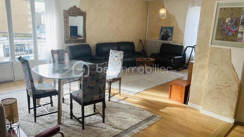 Appartement - 97 m² - 5 pièces