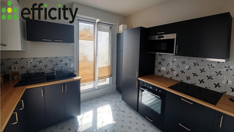 Appartement - 100 m² - 4 pièces