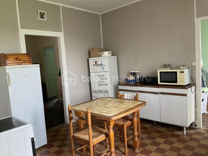 Maison - 272 m² - 10 pièces