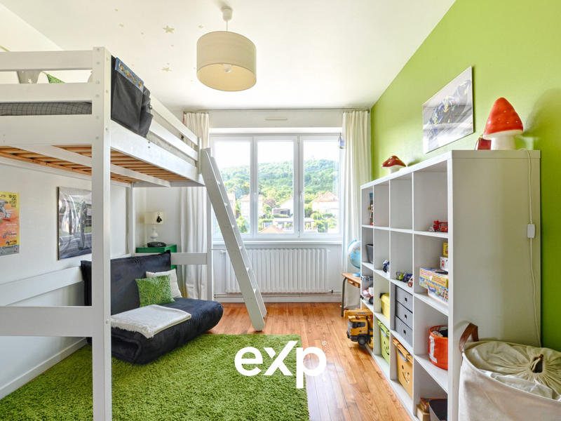 Appartement - 92 m² - 4 pièces