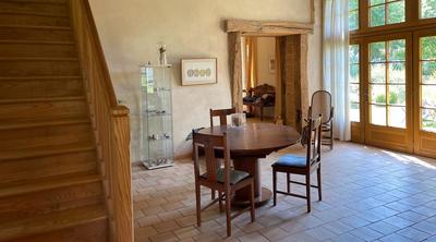 Maison - 295 m² - 7 pièces