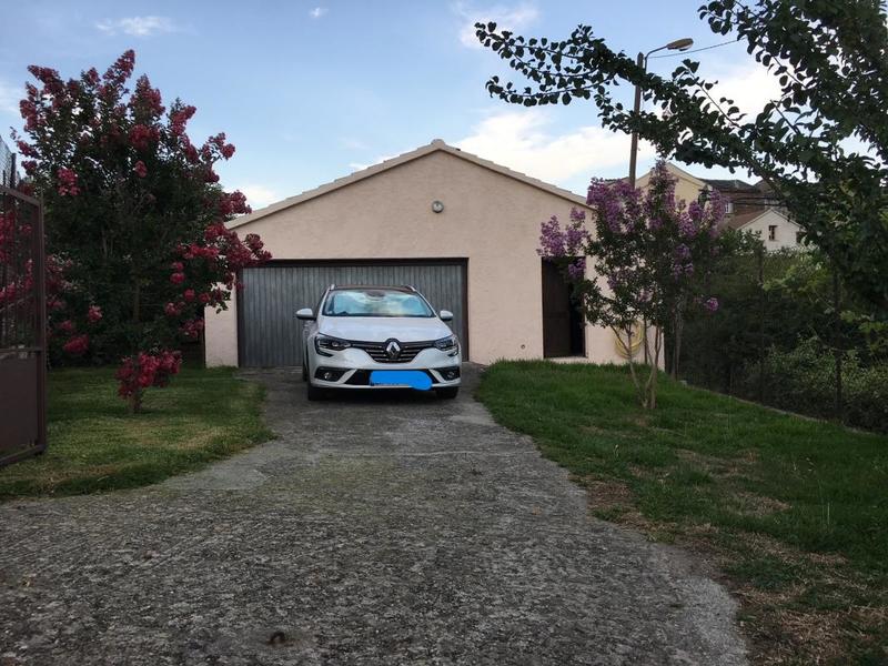 Pavillon - 216 m² - 11 pièces