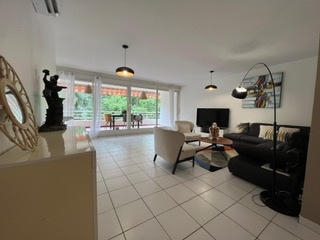 Appartement - 98 m² - 4 pièces