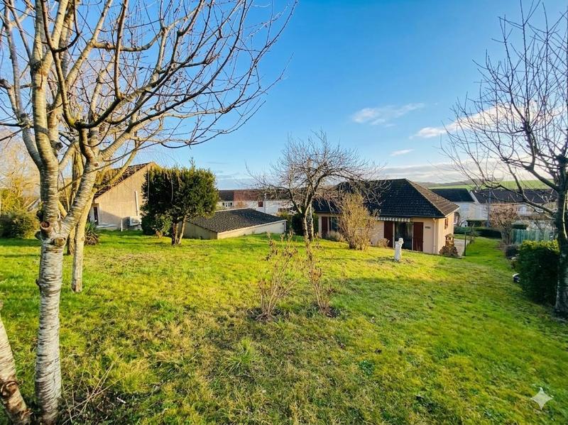 Maison - 93 m² - 5 pièces