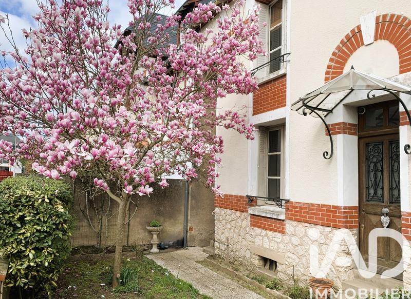 Maison - 147 m² - 8 pièces