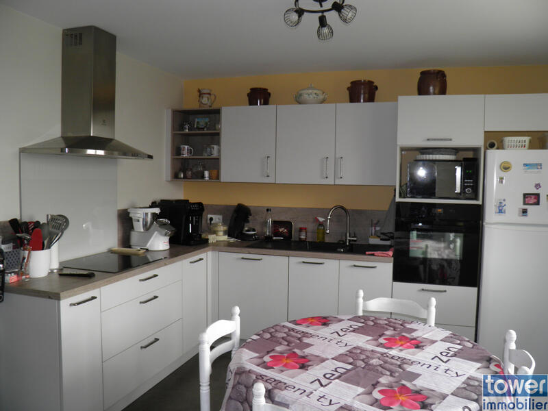 Maison - 103 m² - 4 pièces