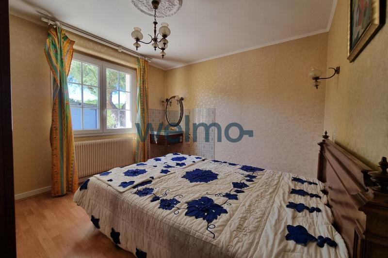 Maison - 180 m² - 6 pièces