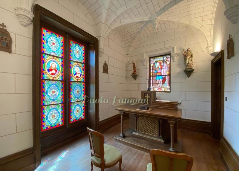 Château - 750 m² - 26 pièces