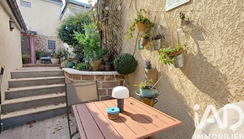 Maison de ville - 80 m² - 4 pièces