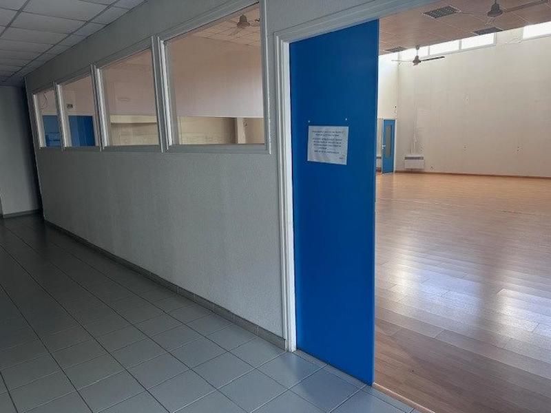Local commercial - 429 m² - 5 pièces