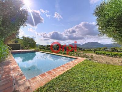 Villa - 130 m² - 4 pièces