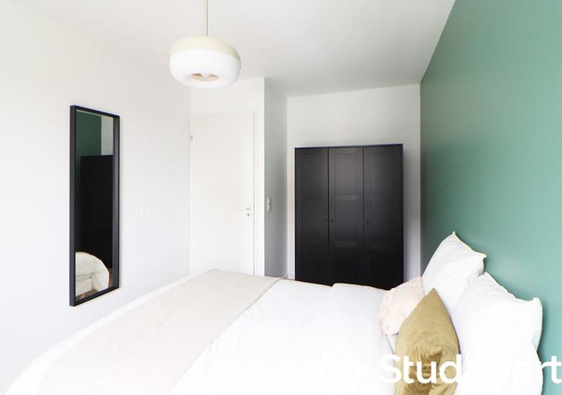 Chambre - 13 m² - 1 pièce