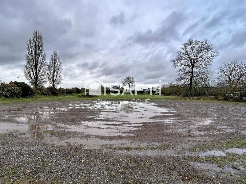 Terrain industriel - 1 542 m²