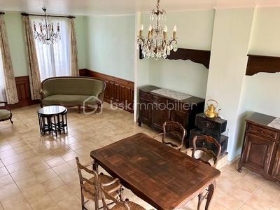 Demeure - 158 m² - 6 pièces