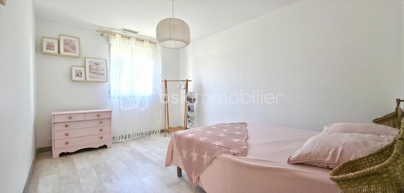 Maison traditionnelle - 164 m² - 6 pièces