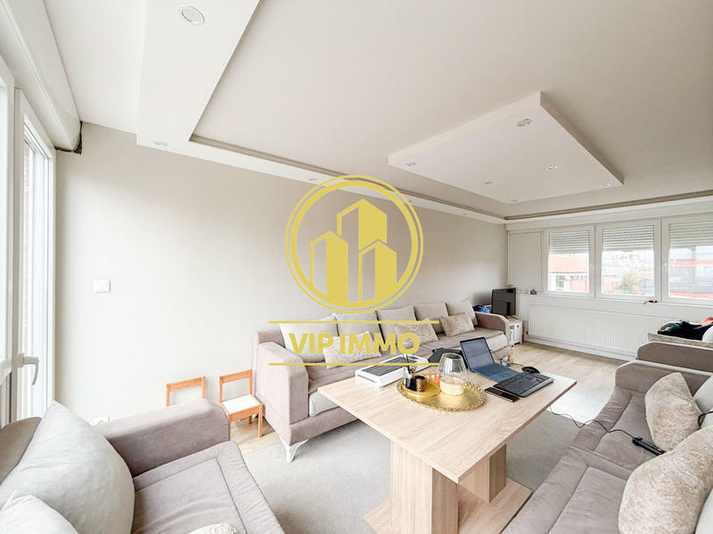 Maison - 111 m² - 7 pièces