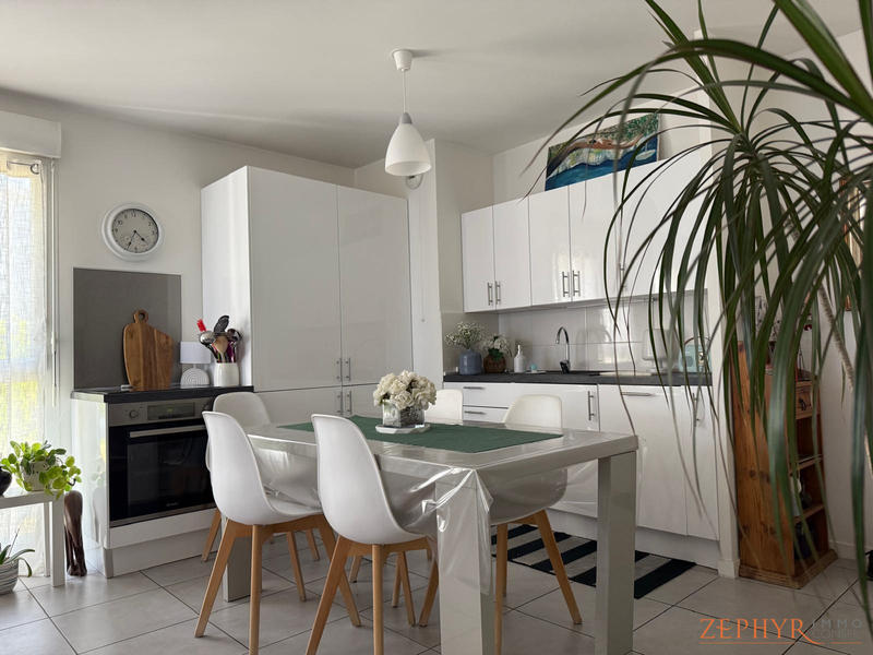 Appartement - 61 m² - 3 pièces