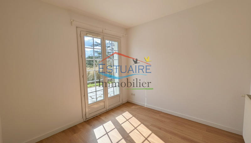 Maison traditionnelle - 141 m² - 6 pièces