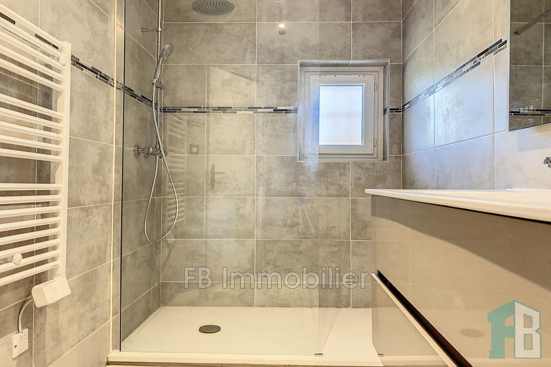 Maison de village - 106 m² - 4 pièces