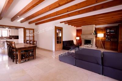 Maison traditionnelle - 223 m² - 7 pièces