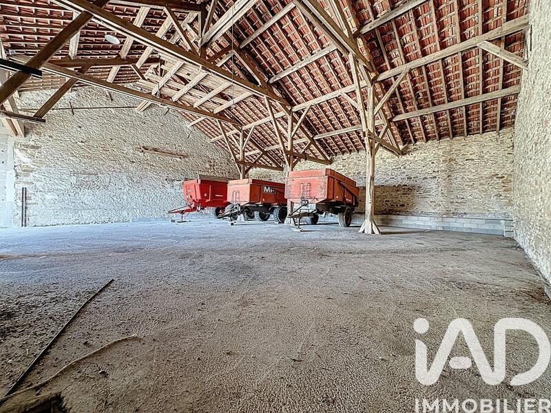 Ferme - 500 m² - 2 pièces