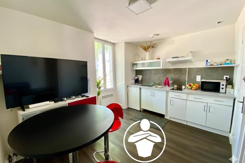 Immeuble - 72 m² - 6 pièces