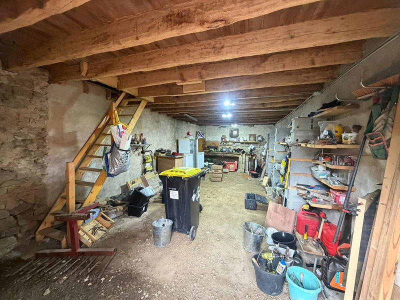 Maison - 101 m² - 7 pièces