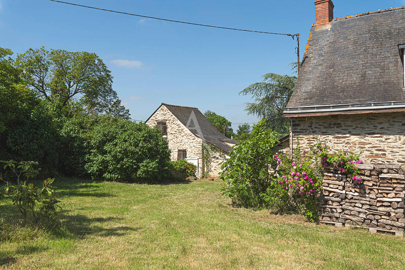 Maison - 228 m² - 8 pièces