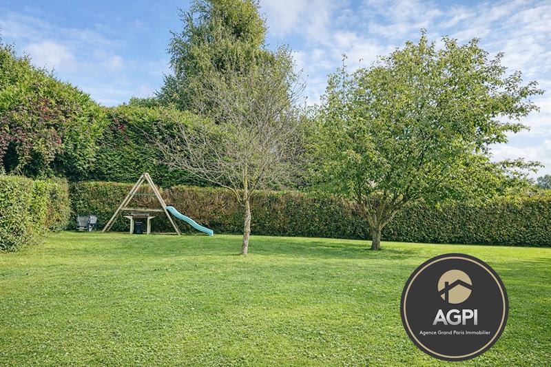 Maison contemporaine - 221 m² - 8 pièces