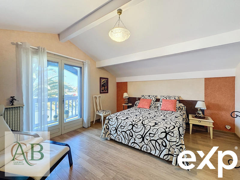 Maison - 159 m² - 5 pièces