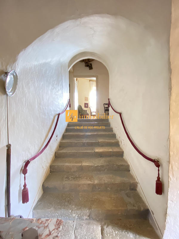 Bastide - 302 m² - 9 pièces