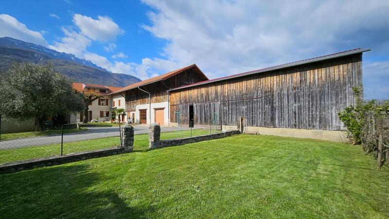 Corps de ferme - 253 m² - 8 pièces