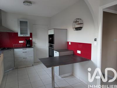 Maison - 102 m² - 5 pièces
