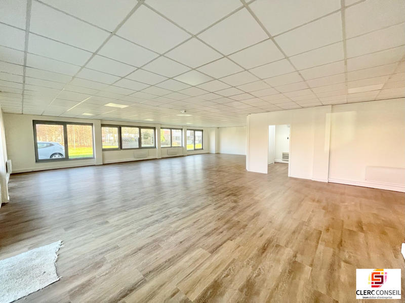 Bureau - 217 m²