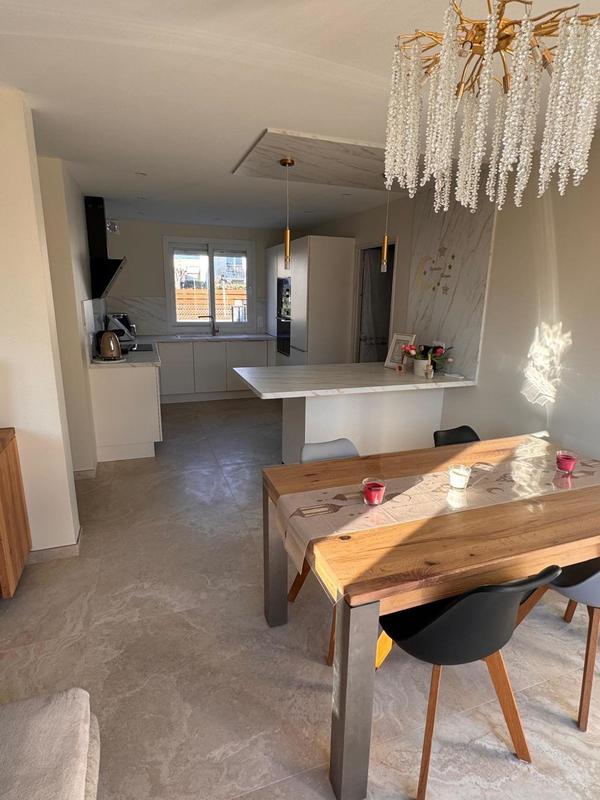 Villa - 98 m² - 4 pièces