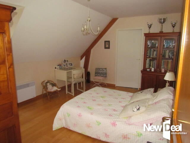 Propriété - 228 m² - 7 pièces